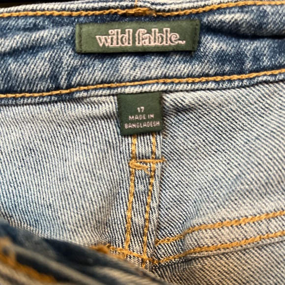 PLUS SIZE HIGH RISE JEAN! - Picture 5 of 5